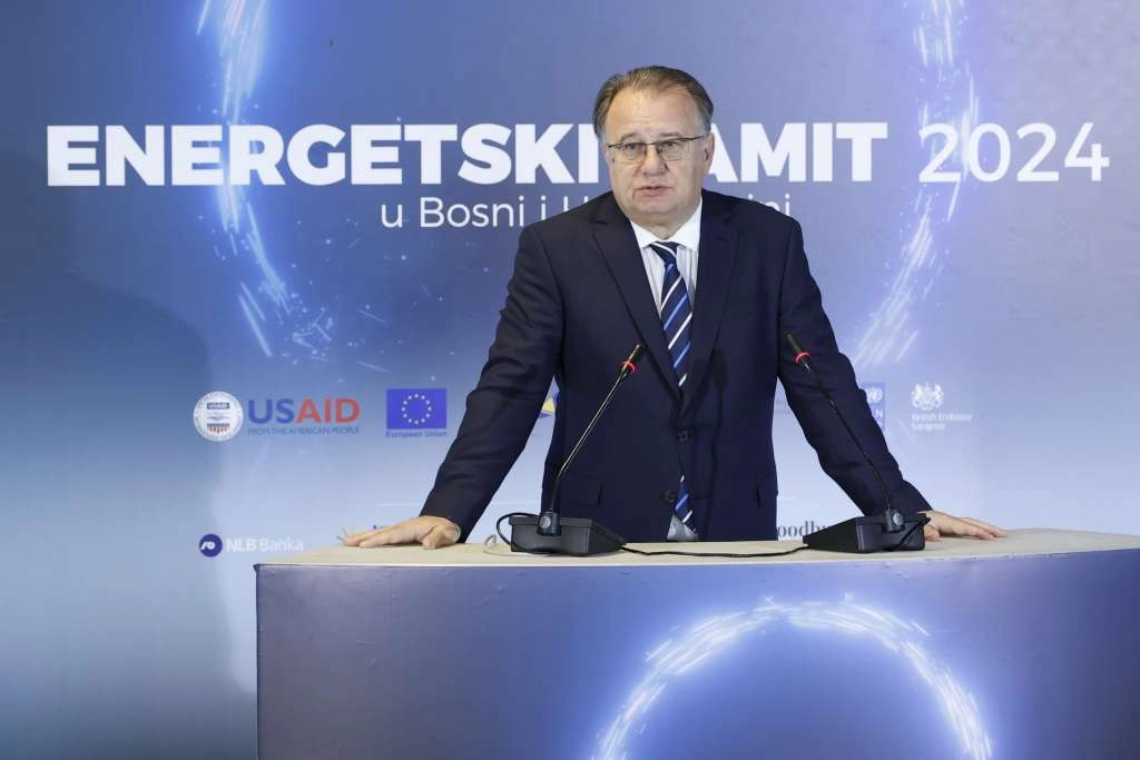 Nikšić: U svemu vidimo podjele i osobne interese, uskoro ćemo morati doći do rješenja